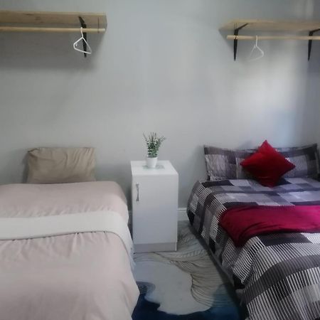 Exotica Central Guest House Cape Town Bagian luar foto